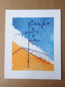 Inprint : impression papier, des oiseaux sur une antenne